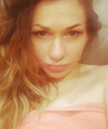 У меня есть все, чтобы исполнить твои самые запретные фантазии. Сладкий губки, нежные руки и горячее тело ждут тебя. Ты можешь насладиться моими эротическими услугами, такими как массаж, оральный секс или даже анал. Я гарантирую, что твое удовольствие будет моим приоритетом. Не забудь посмотреть мои прекрасные фото в профиле и прочитать отзывы моих предыдущих клиентов - они не оставят тебя равнодушным. Живу в Москве, так что мы можем встретиться в удобном для тебя месте. 👄🔥💋 10749, 26 лет